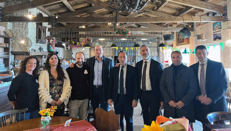 Righini in visita al Birrificio Montecassino: «Va attivato un sistema di filiera delle birre artigianali»