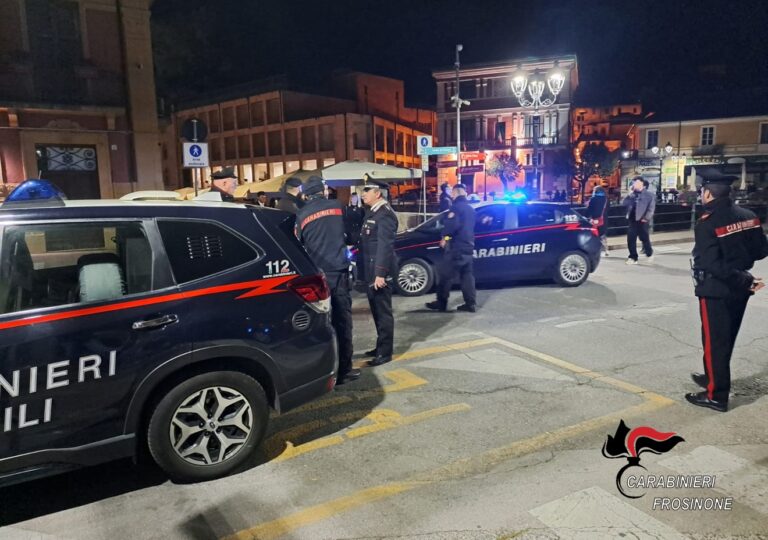 Sora, ancora droga in piazza Santa Restituta e in centro: in tre beccati dai carabinieri. Controlli serrati