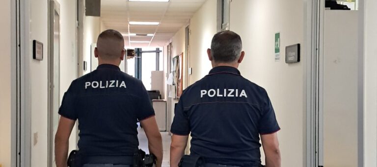 Terni – Falsi permessi di soggiorno per stranieri, 3 arresti e 25 indagati: tra loro anche residenti a Frosinone